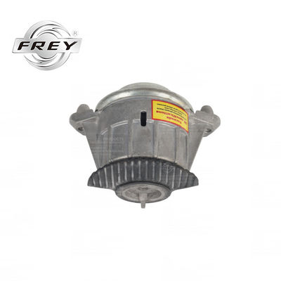Soporte de motor del Benz de W204 W212 C204 Mercedes, soporte de motor de motor delantero 2042404217
