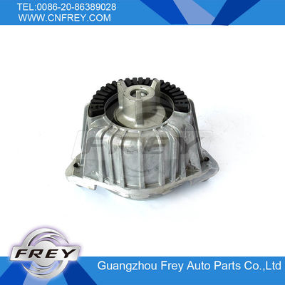 Práctico soporte de motor Mercedes W212 2042405017 Frey Auto Parts