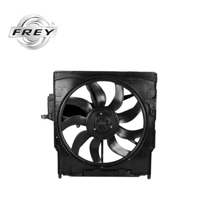 El enfriamiento del motor de BMW X5 E70 X6 E71 E72 parte el ventilador del radiador 850W 17427616104