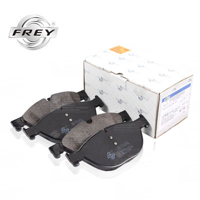 El sistema de frenos 34116851269 parte los sistemas delanteros de la zapata de freno para BMW F02 F07 F10