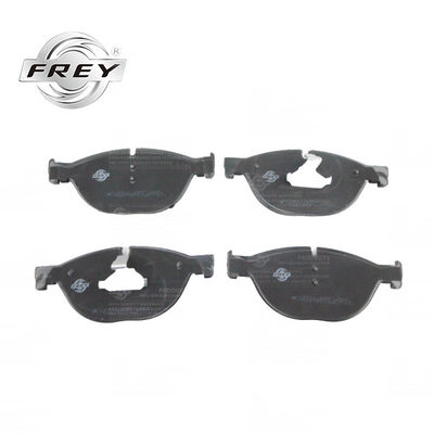 El sistema de frenos 34116851269 parte los sistemas delanteros de la zapata de freno para BMW F02 F07 F10
