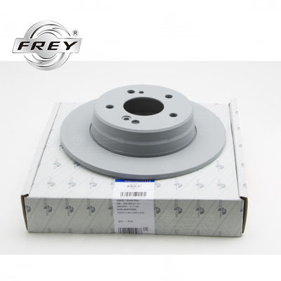 Freno de disco trasero Mercedes Benz W203 C180 2034230112 Escena múltiple