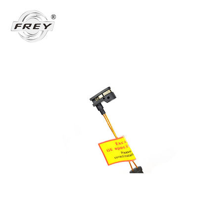 El sensor derecho del coche del desgaste de la pastilla de freno parte 1645401017 2205401517 Mercedes Benz W164