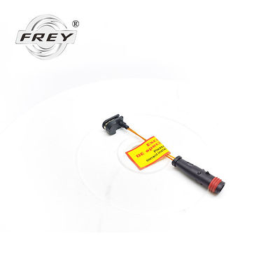 El sensor derecho del coche del desgaste de la pastilla de freno parte 1645401017 2205401517 Mercedes Benz W164
