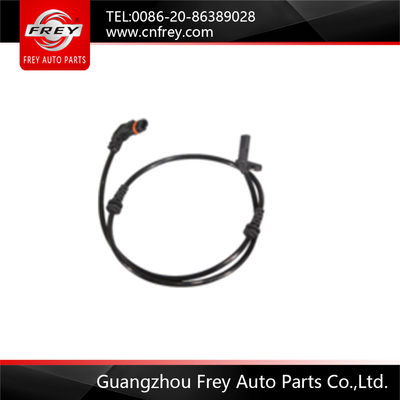 El sensor del coche de la velocidad de la rueda parte 2049052705 para el Benz W204 de Mercedes