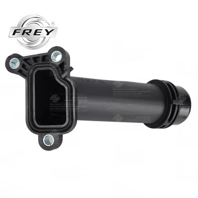 Conector 11127810707 del sistema de enfriamiento de las piezas de enfriamiento del motor E70N E71 E84