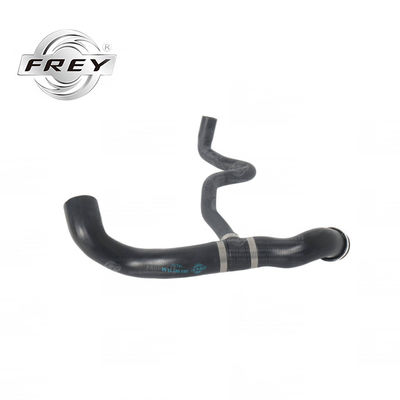 2035011182 Tubo de refrigerante de agua Ajuste multifunción Mercedes Benz W203